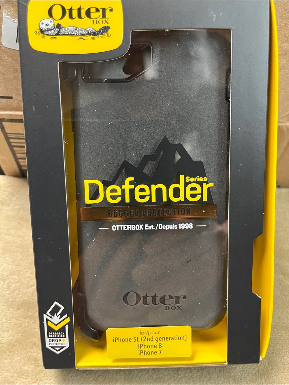 OtterBox Defender Series Rugged Protection Case in Black